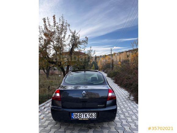Sunroff-Otomatik Far ve Yağmur Sensörü-Djital klimalı Full+Full