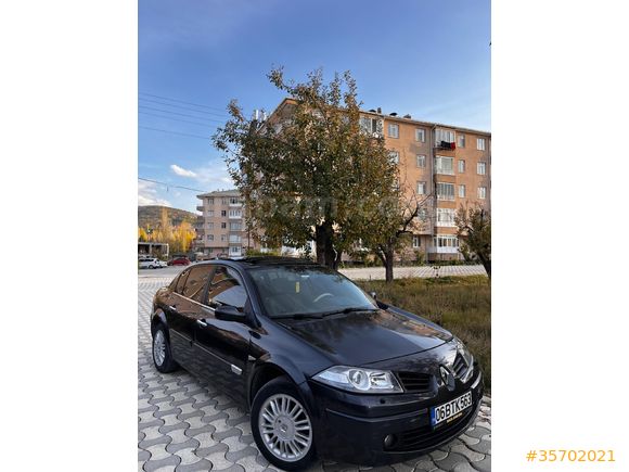 Sunroff-Otomatik Far ve Yağmur Sensörü-Djital klimalı Full+Full