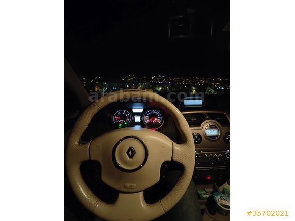 Sunroff-Otomatik Far ve Yağmur Sensörü-Djital klimalı Full+Full