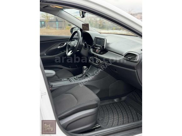 İ30 - DİZEL OTOMATİK - CAM TAVAN -DEĞİŞENSİZ