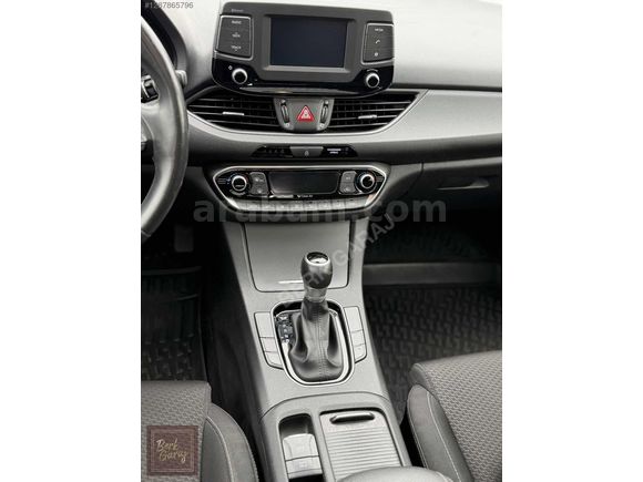İ30 - DİZEL OTOMATİK - CAM TAVAN -DEĞİŞENSİZ