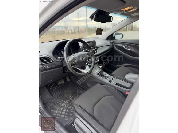 İ30 - DİZEL OTOMATİK - CAM TAVAN -DEĞİŞENSİZ
