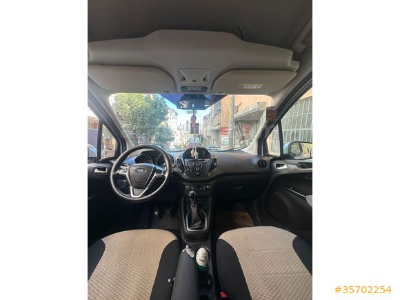 Sahibinden Ford Tourneo Courier 1.5 TDCi Titanium Plus 2018 Model