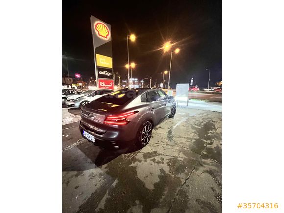 Sahibinden 2024 Eylül çıkışlı  Citroen e-C4 X Shine Bold 2023 Model 