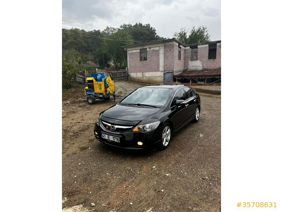 Pazarlıksız ! Ciddi Alıcılar Aynı Gün Teslim Değişensiz Tramersiz Honda Sunrooflu Ekranlı En Dolusu