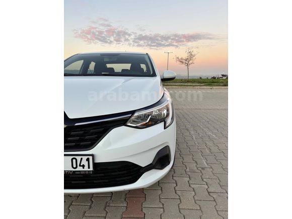 Sahibinden Renault Taliant 1.0 Tce Joy 2022 Model 