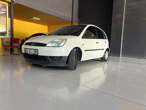 Sahibinden Ford Fiesta 1.4 TDCi Comfort 2004 Model