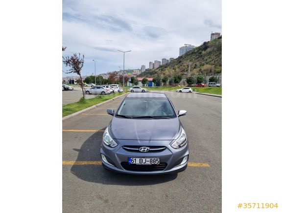 Sahibinden Hyundai Accent Blue 1.6 CRDI Mode Plus 2017 Model Trabzon 145000 km Gri