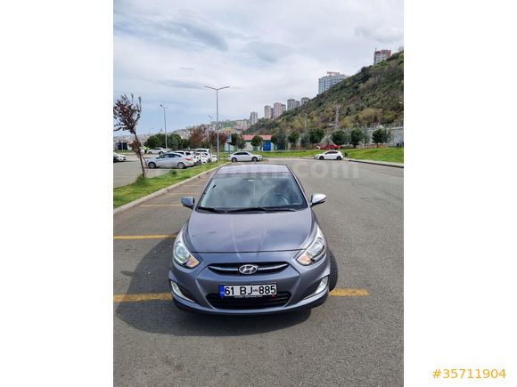 Sahibinden Hyundai Accent Blue 1.6 CRDI Mode Plus 2017 Model Trabzon 145000 km Gri