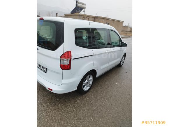 Sahibinden Ford Tourneo Courier 1.5 TDCi Delux 2022 Model