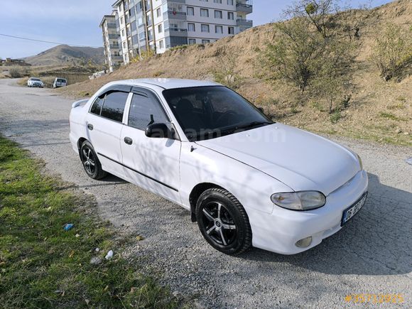 ACİL SATILIK HYUNDAİ ACCENT TEMİZ