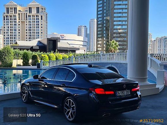 BMW 530İ XDRİVE 50.YIL PAKETLİ BORUSAN BAKIMLI TAM FULL