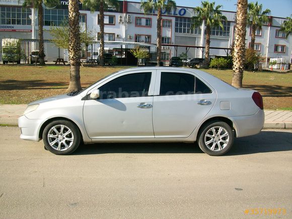 ALİ ATAÖZÜ AUTO GALLERY DEN 2011 MODEL GEELY MK