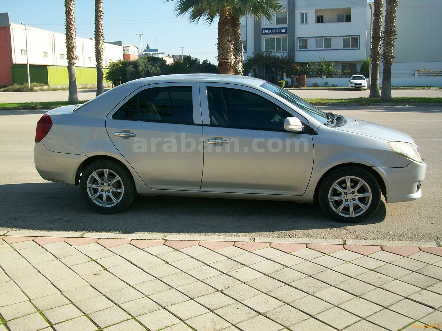 Galeriden Geely Familia 1.5 Comfort 2011 Model Adana 203.600 km Gri 6