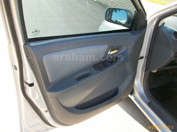 ALİ ATAÖZÜ AUTO GALLERY DEN 2011 MODEL GEELY MK