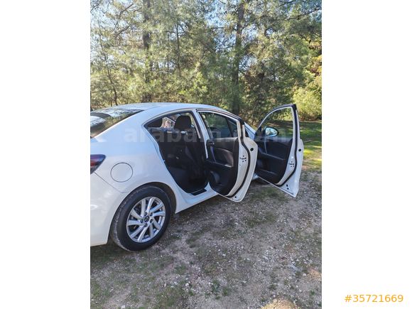 Sahibinden Mazda 3 1.6 Impressive 2012 Model