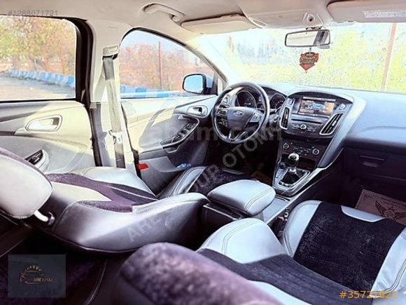 ARE GROUP'DAN 2015 FORD FOCUS 1.6 TDCI TİTANİUM EMSALSİZ