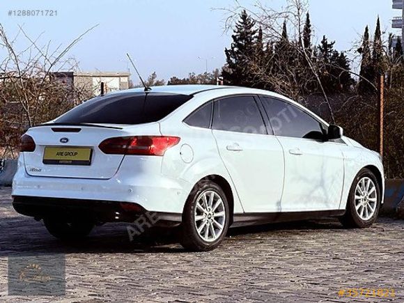 ARE GROUP'DAN 2015 FORD FOCUS 1.6 TDCI TİTANİUM EMSALSİZ