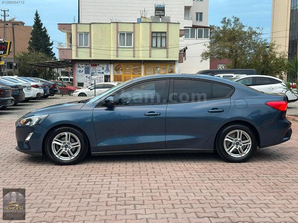 GÜNDEM'DEN BOYASIZ 2020 MODEL FORD FOCUS 1.5 EcoBlue TREND X