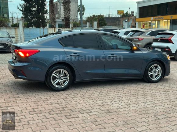 GÜNDEM'DEN BOYASIZ 2020 MODEL FORD FOCUS 1.5 EcoBlue TREND X