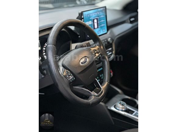 GÜNDEM'DEN BOYASIZ 2020 MODEL FORD FOCUS 1.5 EcoBlue TREND X