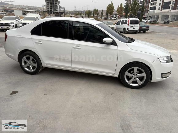 OTOMATİK RAPID MASRAFSIZ SEDAN
