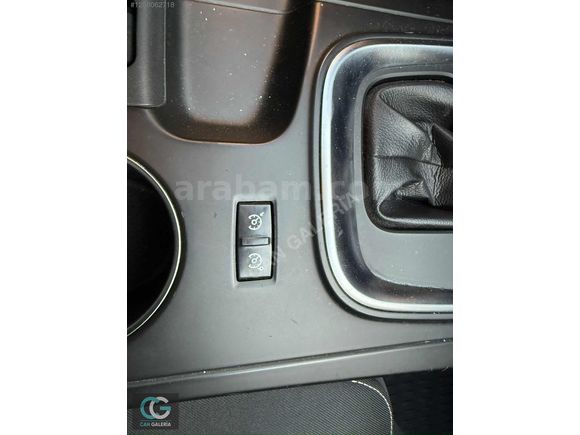 CAN GALERİA'DAN RENAULT MEGANE 1.5DCI Touch EDC