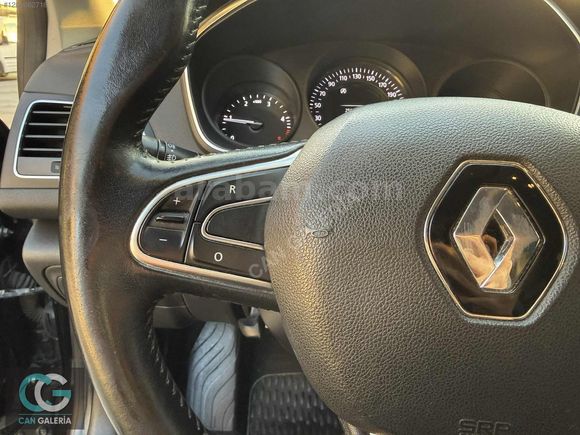CAN GALERİA'DAN RENAULT MEGANE 1.5DCI Touch EDC