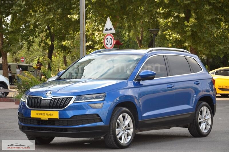 EKSPRES PLAZA'DAN 2019 SKODA KAROQ 1.6 TDISTYLE BOYASIZ CAMTAVAN