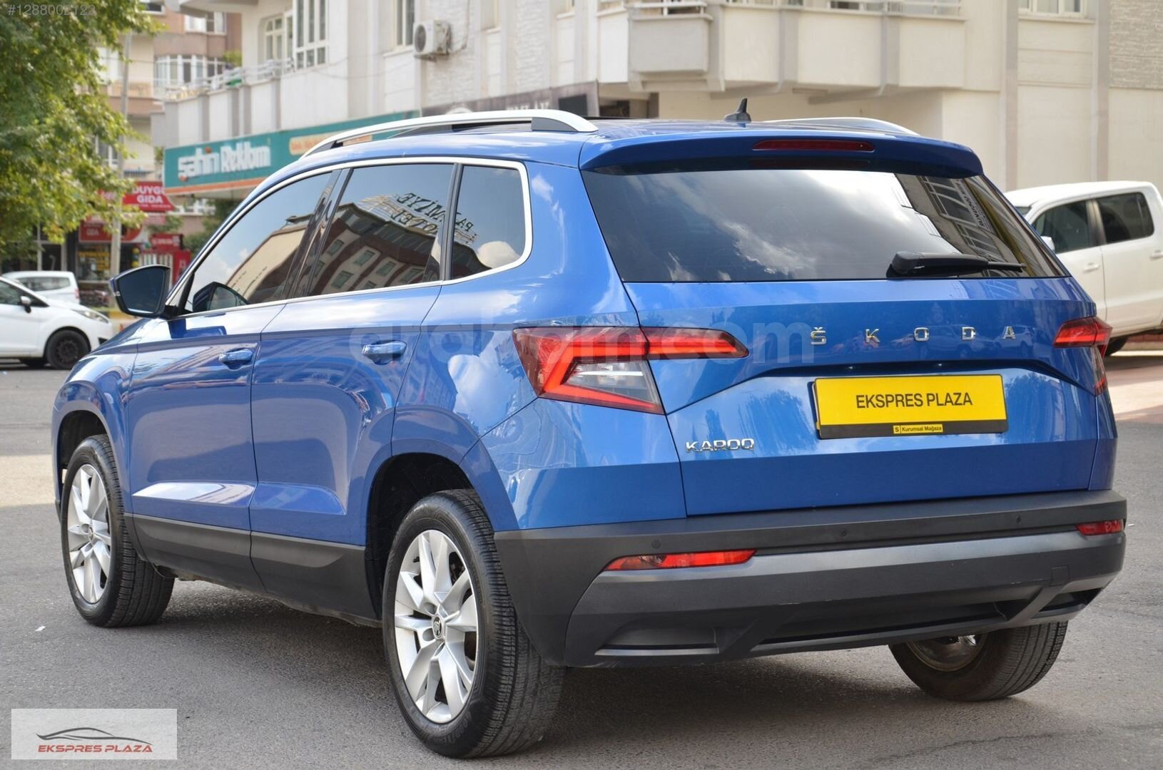 EKSPRES PLAZA'DAN 2019 SKODA KAROQ 1.6 TDISTYLE BOYASIZ CAMTAVAN 4