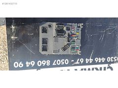 Peugeot 206 1.4 benzinli siğorta kutusu