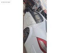 Renault megane 2 sol arka çamurluk