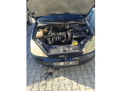 Sahibinden Ford Focus 1.6 Comfort 2004 Model  250.200 km Lacivert