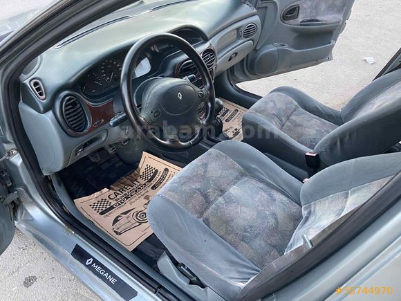 FULL PAKET TEMİZ Galeriden Renault Megane 2.0 RXT 1998 Model Konya