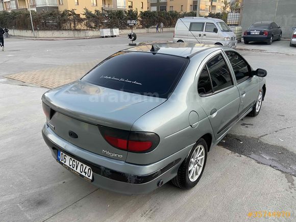FULL PAKET TEMİZ Galeriden Renault Megane 2.0 RXT 1998 Model Konya