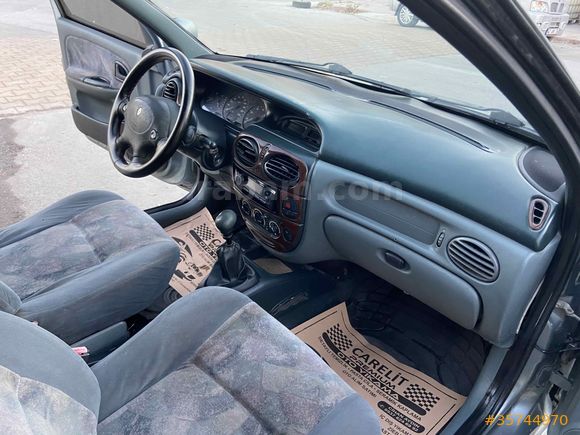 FULL PAKET TEMİZ Galeriden Renault Megane 2.0 RXT 1998 Model Konya