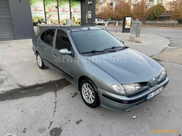FULL PAKET TEMİZ Galeriden Renault Megane 2.0 RXT 1998 Model Konya