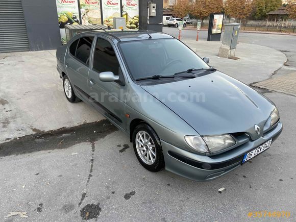 FULL PAKET TEMİZ Galeriden Renault Megane 2.0 RXT 1998 Model Konya