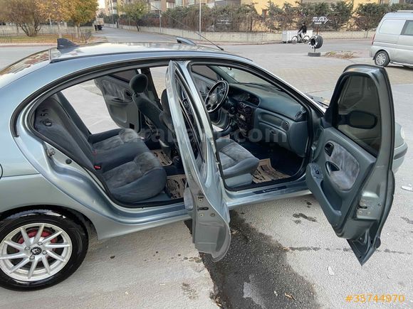 FULL PAKET TEMİZ Galeriden Renault Megane 2.0 RXT 1998 Model Konya
