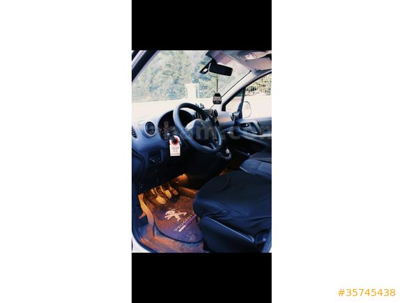 Sahibinden Peugeot Partner 1.6 HDI Comfort Pack 2011 Model