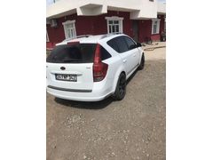 Sahibinden Kia Ceed 1.6 CRDi Motion SW 2011 Model 