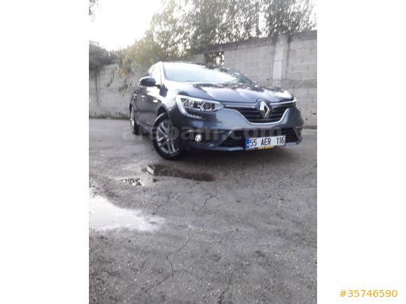 İLK SAHİBİNDEN AZ KM'Lİ ORJİNAL TEMİZ MEGANE