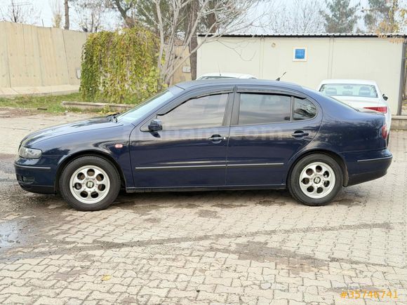 Sahibinden Seat Toledo 1.6 Signum 2000 Model 