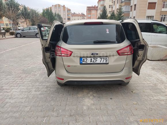Sahibinden Ford B-Max 1.6 Titanium 2015 Model