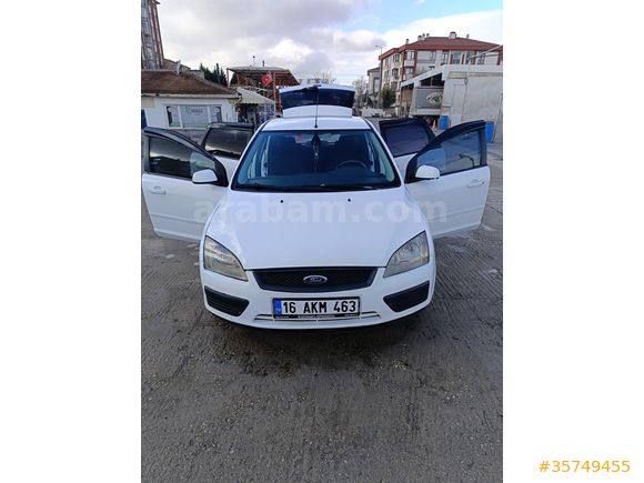 Sahibinden Ford Focus 1.6 TDCi Trend 2008 Model  300.000 km Beyaz