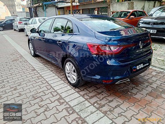 HATASIZ BOYASIZ ARAYANLARA 2022 MEGANE 1.3 TCe