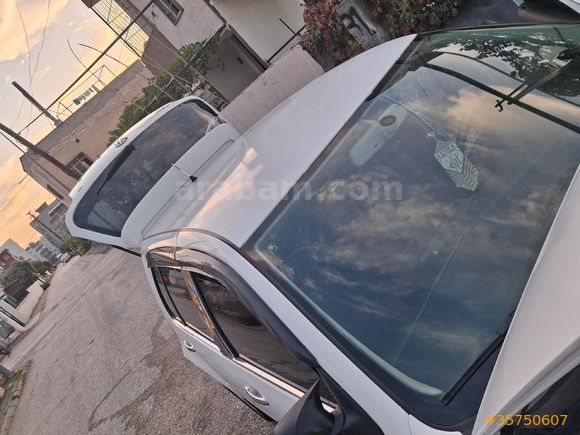 Sahibinden Volkswagen Golf 1.6 Comfortline 2001 Model  352.000 km Beyaz