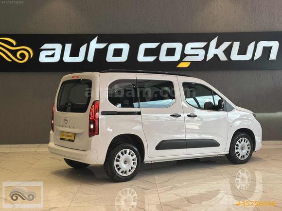 2025 MODEL OPEL COMBO 8.300KM HATASIZ