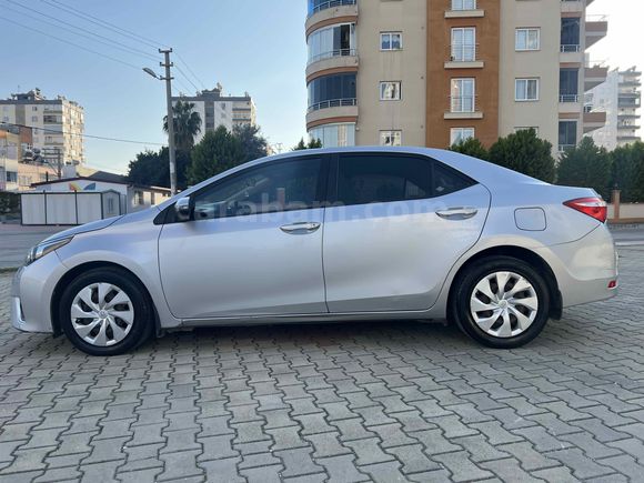 Aile Aracı Toyota Corolla 1.33 Life 2014 Model 