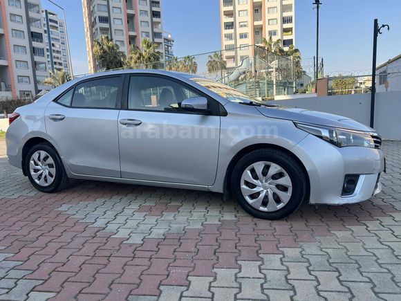 Aile Aracı Toyota Corolla 1.33 Life 2014 Model 